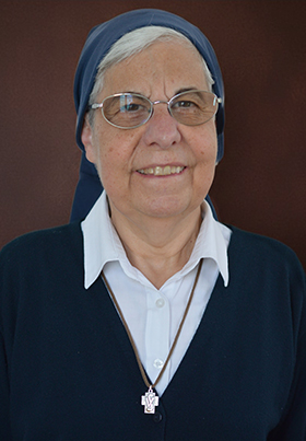 Suor Françoise Petit succede a Santa Luisa de Marillac e insieme al suo Consiglio coordina l’intera Compagnia da Parigi